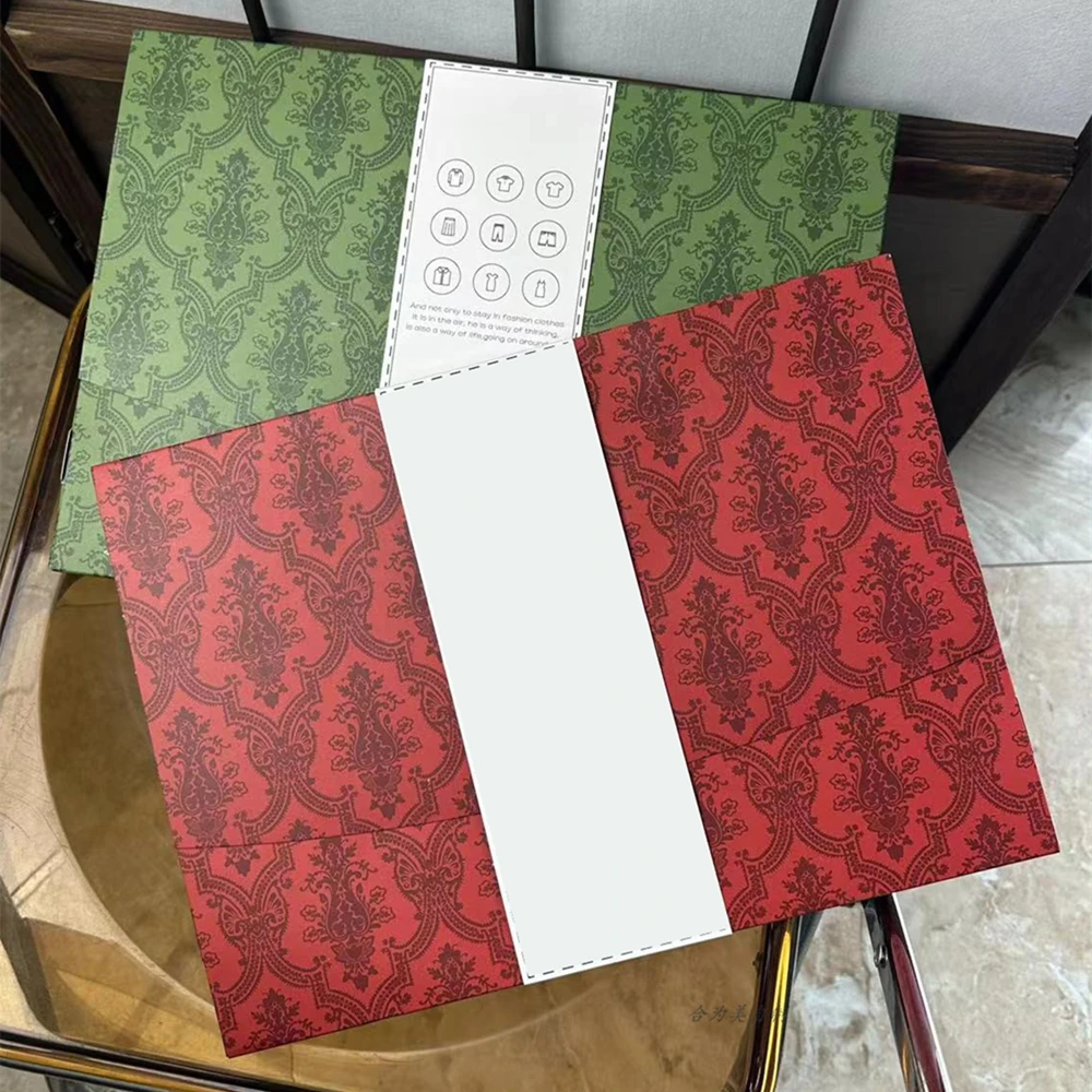 eco-friendly foldable cardboard apparel packaging boxes garment gift box UGI Packaging