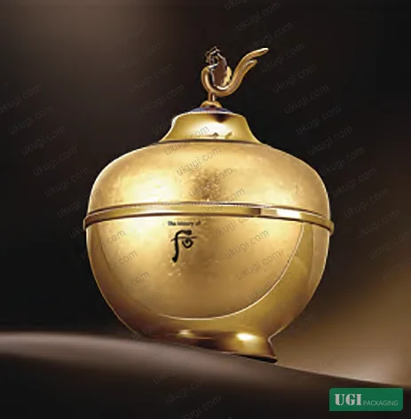 Figure 3: The History of Whoo (后) brand packaging showing the character 后 stylized as a traditional string instrument (奚琴) in gold ink on imperial yellow ground