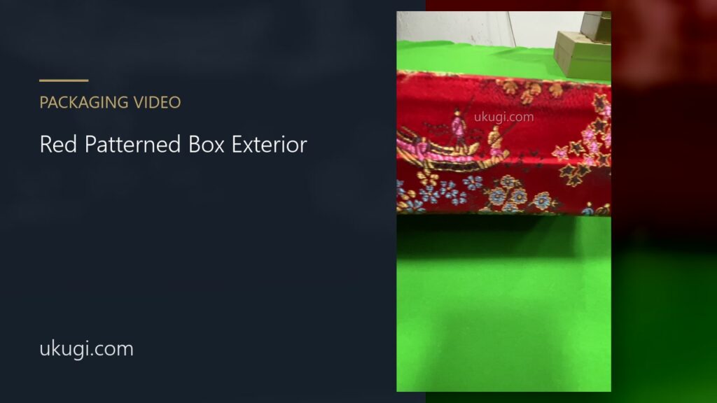 Red Patterned Box Embroidered Exterior | ukugi.com