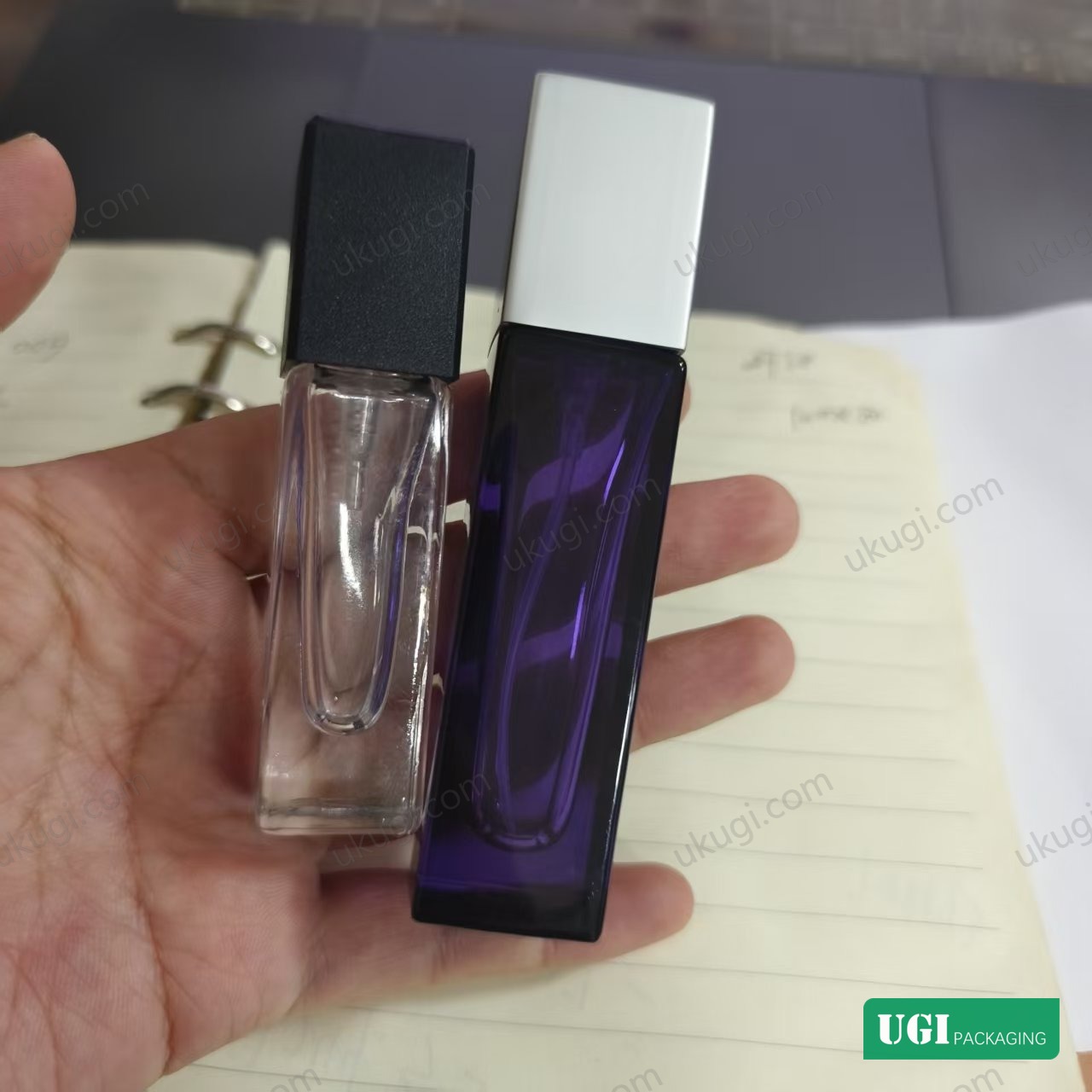 UGI Packaging square glass perfume atomizer reference with black and silver caps