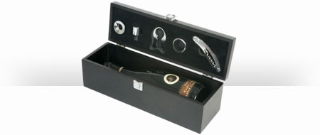 Wine gift boxes and bags